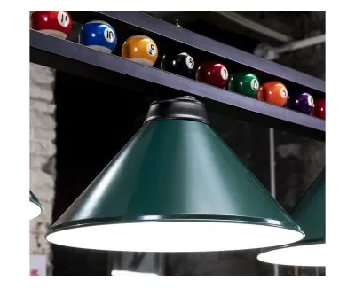 Lampara colgante de 149 cm decorada con ruedo de pool para mesa de billar con 3 sombras color verde Lampara colgante de 149 cm decorada con ruedo de pool para mesa de billar con 3 sombras color verde